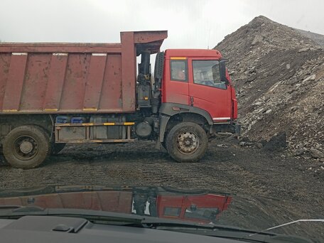2007 FAW J5 CA3252/3253, красный, 950000 рублей, вид 3