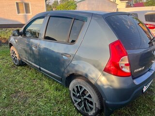 2013 Renault Sandero I, синий, 660000 рублей, вид 3