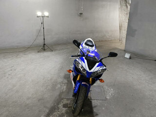 2008 Yamaha YZF-R1, синий, 740000 рублей, вид 3