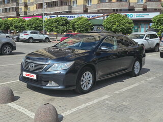 2013 Toyota Camry VII (XV50), серый, 1440000 рублей, вид 1
