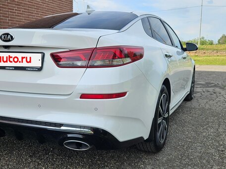 2019 Kia Optima IV Рестайлинг, белый, 1850000 рублей, вид 5