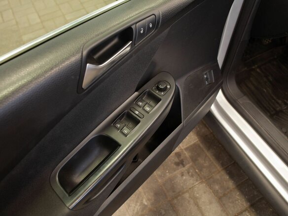 2010 Volkswagen Passat B6, серебристый, 820000 рублей - вид 33