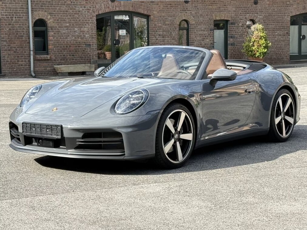 Открыть фотографии: Porsche 911 VIII (992) Рестайлинг