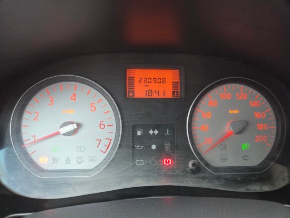 2008 Renault Logan I, серый, 280000 рублей - вид 12