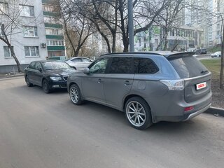 2012 Mitsubishi Outlander III, серый, 1600000 рублей, вид 2
