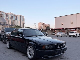 1995 BMW 5 серии 525i III (E34), чёрный, 1395000 рублей, вид 1