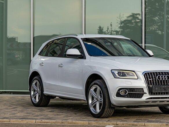 2015 Audi Q5 I (8R) Рестайлинг, белый, 2095000 рублей - вид 6