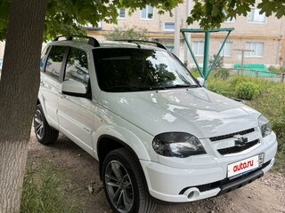 2018 Chevrolet Niva I Рестайлинг, белый, 950000 рублей, вид 1
