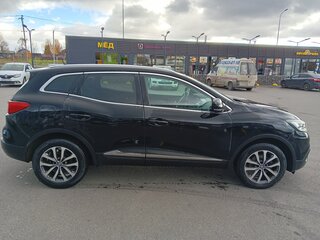 2017 Renault Kadjar I, чёрный, 1370000 рублей, вид 2