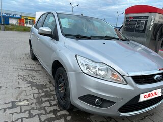 2011 Ford Focus II Рестайлинг, серебристый, 530000 рублей, вид 3
