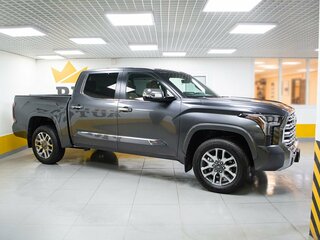 2026 Toyota Tundra CrewMax III, серый, 10799000 рублей, вид 3