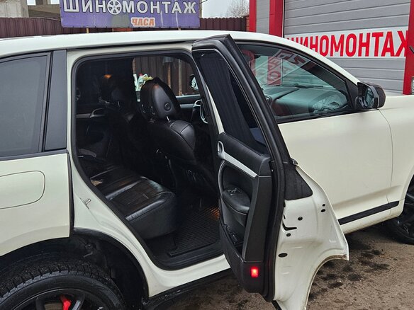 2007 Porsche Cayenne I Рестайлинг (957), белый, 1050000 рублей - вид 7