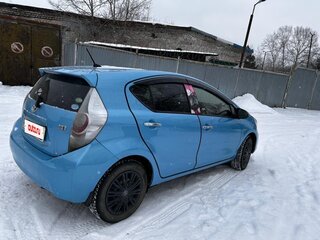 2014 Toyota Aqua I, голубой, 900000 рублей, вид 2