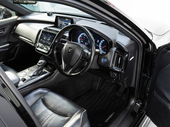 2019 Toyota Crown XV (S220), чёрный, 3299000 рублей - вид 8