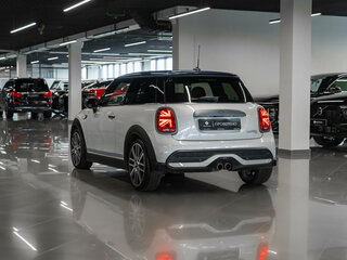 2022 Mini Hatch Cooper S III (F55/F56) Рестайлинг 2, серый, 3860000 рублей, вид 5