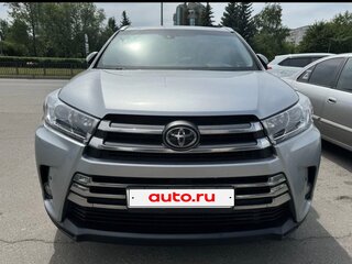 2016 Toyota Highlander III (XU50) Рестайлинг, серебристый, 3860000 рублей, вид 4