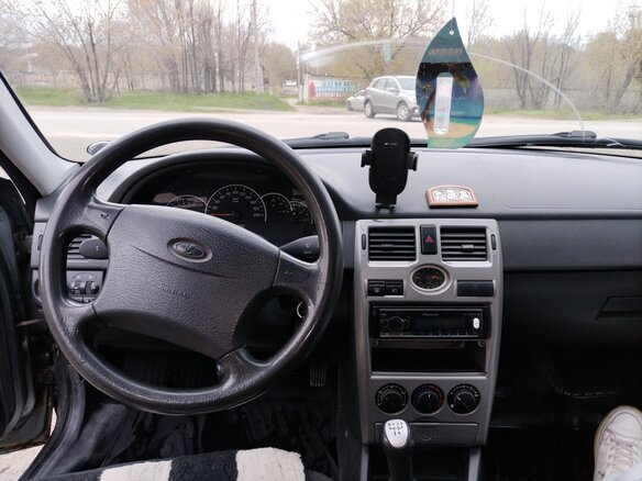 2011 Lada (ВАЗ) Priora I, серый, 160000 рублей - вид 6