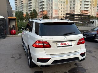 2014 Mercedes-Benz M-Класс 400 III (W166), белый, 2500000 рублей, вид 5