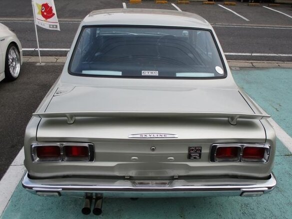 1972 Nissan Skyline GT-R III (C10), серебристый, 8200000 рублей - вид 2