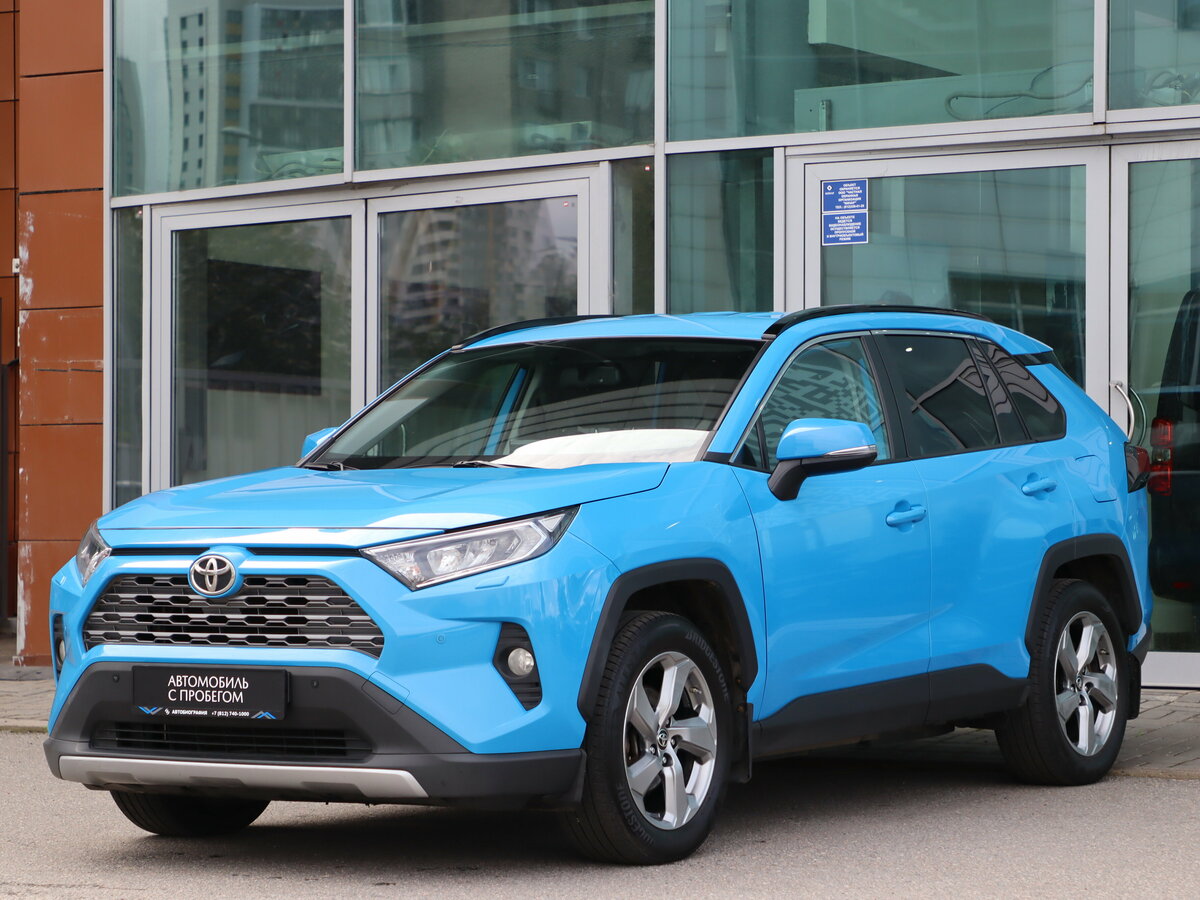 Открыть фотографии: Toyota RAV4 V (XA50)