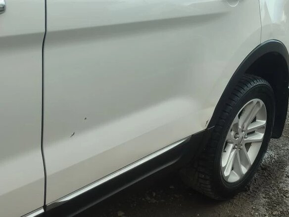 2013 Ford Explorer V, белый, 1400000 рублей - вид 4