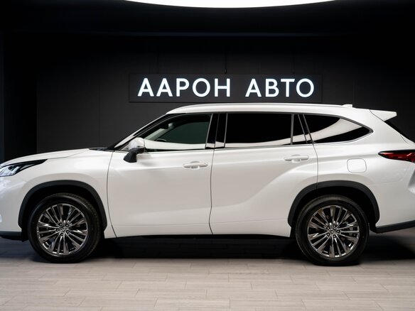 2025 Toyota Highlander IV (XU70), белый - вид 4
