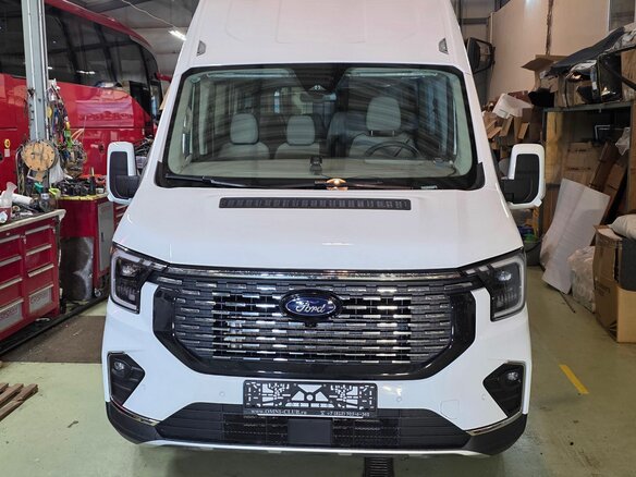 2024 Ford Transit, белый, 7602000 рублей - вид 2