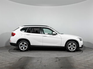2014 BMW X1 18i I (E84) Рестайлинг, белый, 1130000 рублей, вид 4
