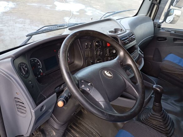2019 КамАЗ 5490, чёрный, 1243678 рублей - вид 5