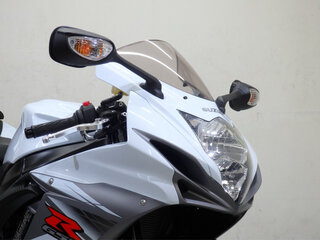 2017 Suzuki GSX-R 600, серебристый, 899000 рублей, вид 4