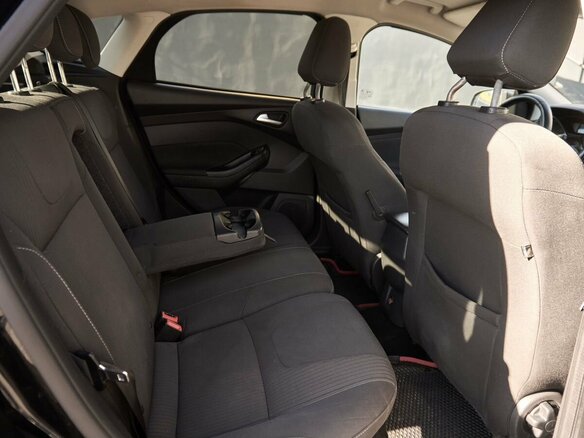 2015 Ford Focus III, чёрный, 787000 рублей - вид 6