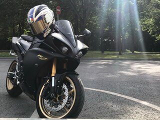 2009 Yamaha YZF-R1, чёрный, 1100000 рублей, вид 1