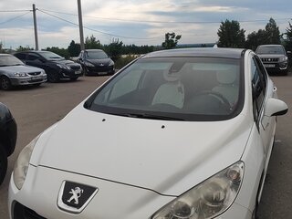 2012 Peugeot 308 I Рестайлинг, белый, 600000 рублей, вид 2