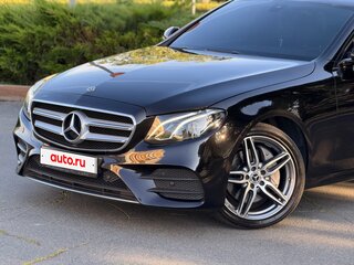 2019 Mercedes-Benz E-Класс 200 V (W213, S213, C238), чёрный, 3050000 рублей, вид 2
