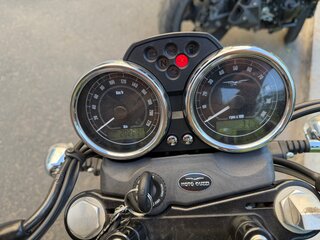 2013 Moto Guzzi V 7, белый, 470000 рублей, вид 5
