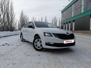 2018 Skoda Octavia III (A7) Рестайлинг, белый, 1590000 рублей, вид 3