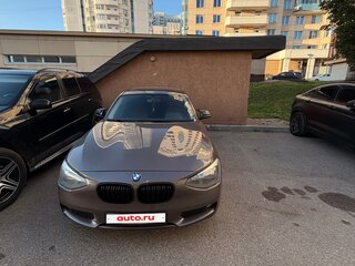 2012 BMW 1 серии 116i II (F20/F21), коричневый, 920000 рублей, вид 3
