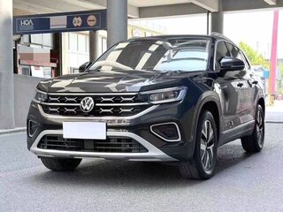 2023 Volkswagen Tayron I Рестайлинг, серый, 2600000 рублей, вид 3