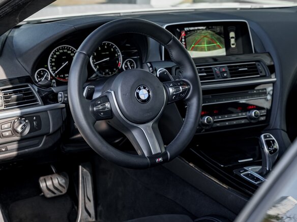 2015 BMW 6 серии 640i xDrive III (F06/F13/F12) Рестайлинг, белый - вид 14