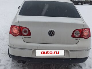 2008 Volkswagen Passat B6, белый, 650000 рублей, вид 2