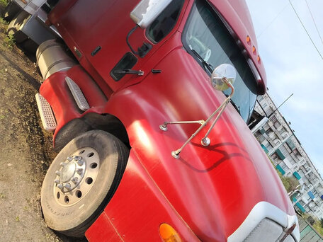 2002 Kenworth T2000, красный, 4500000 рублей, вид 3