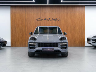 2026 Porsche Cayenne III Рестайлинг, серый, 19790000 рублей, вид 3