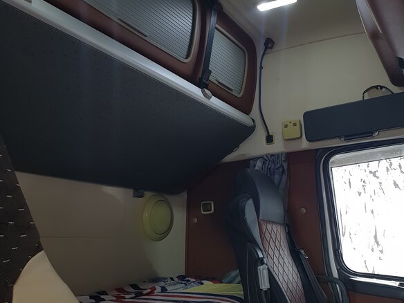 2004 Volvo FH, серебристый, 5500000 рублей - вид 14