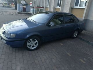 1993 Volkswagen Passat B4, голубой, 450000 рублей, вид 3