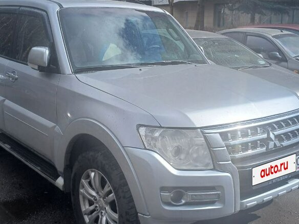 2017 Mitsubishi Pajero IV Рестайлинг 2, серый, 3000000 рублей