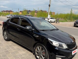 2015 Kia Rio III Рестайлинг, чёрный, 1150000 рублей, вид 2