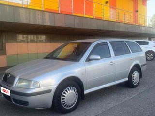 2004 Skoda Octavia I (A4) Рестайлинг, серебристый, 480000 рублей, вид 1