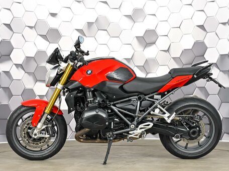 2018 BMW R 1200 R, красный, 679000 рублей, вид 4