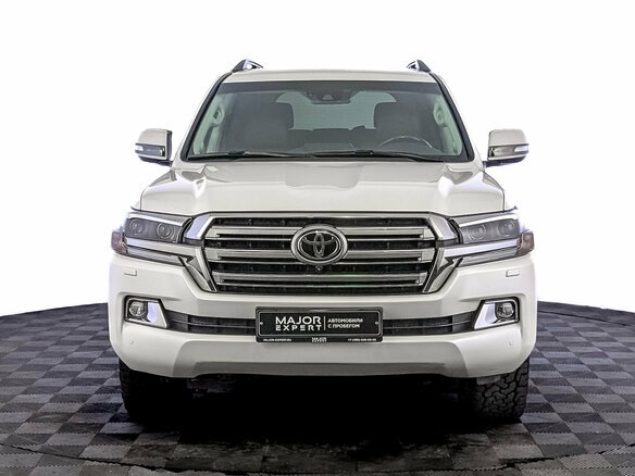 2016 Toyota Land Cruiser 200 Series Рестайлинг 2, белый - вид 2