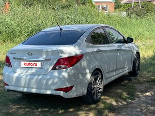 2016 Hyundai Solaris I Рестайлинг, белый, 800000 рублей, вид 3